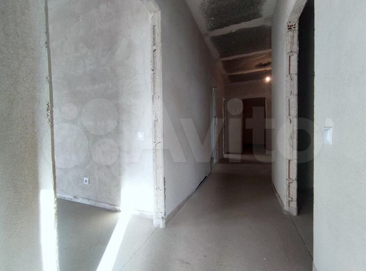 3-к. квартира, 78 м², 1/10 эт.