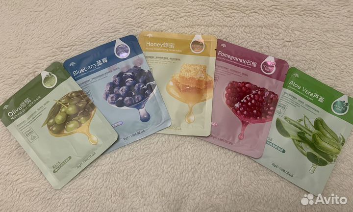 Одноразовые маски для лица разные