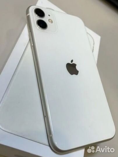 iPhone 11, 64 ГБ