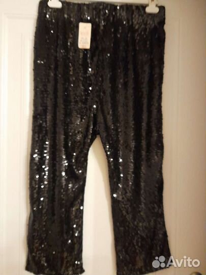 Брюки капри в паетках 44-46 размер