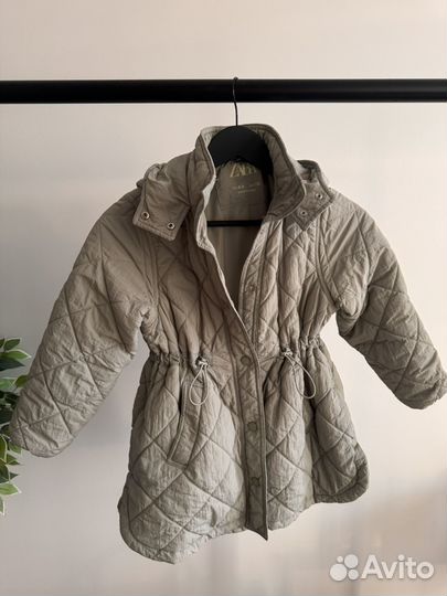 Пальто Zara 8-9 лет для девочки