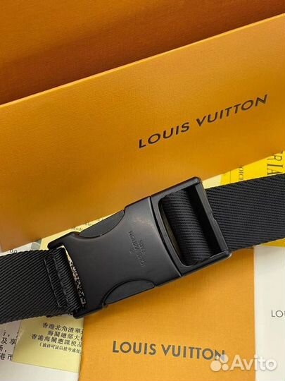 Поясная сумка Louis Vuitton Discovery