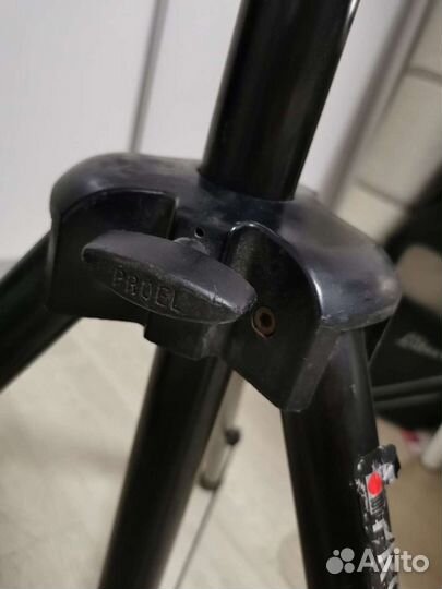 Две Стойки под колонки. Цена за обе