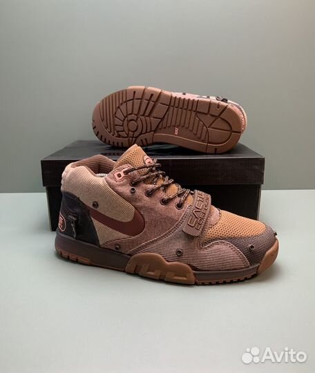 Кроссовки Nike Air Trainer 1 SP x Travis Scott