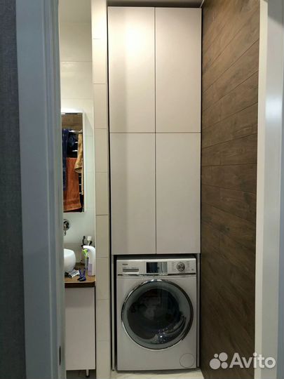 Шкаф пенал в ванную