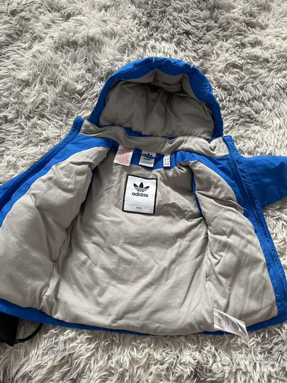 Пуховик и полукомбинезон зимний adidas 80