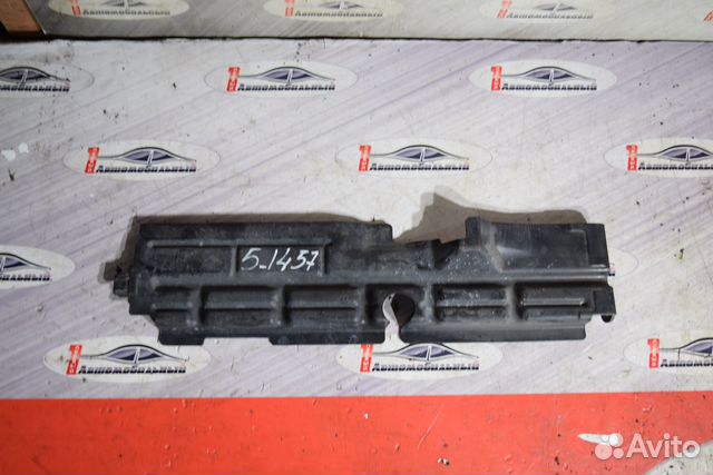 Крепление радиатора c Toyota Caldina ZZT241W 1ZZ-F