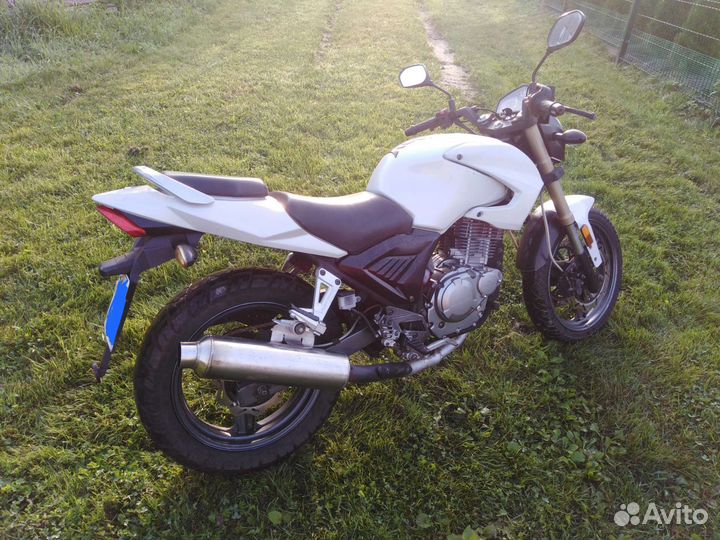 Мотоцикл loncin LX 250-7