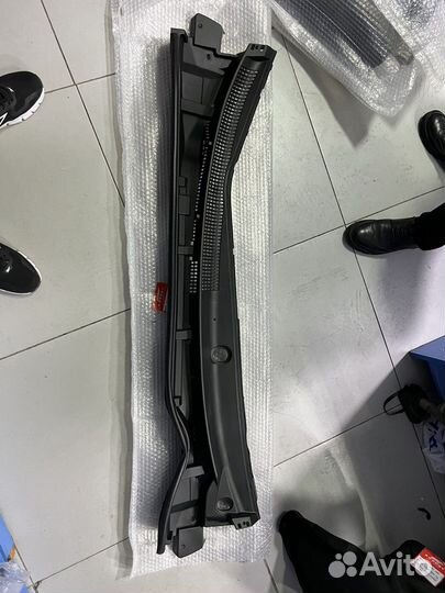 Жабо на Тойота Королла Е180