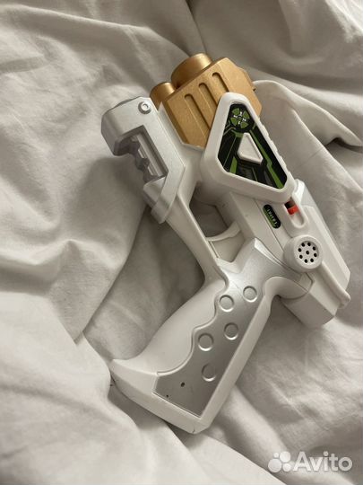 Детские игрушки пистолет