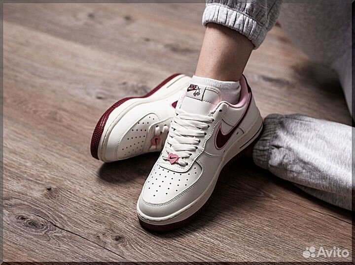 Nike Dunk Low Barbie