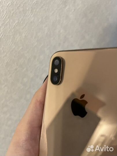 Телефон iPhone xs