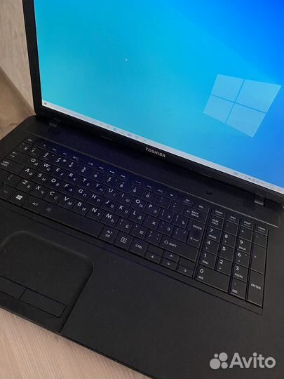 Ноутбук Toshiba