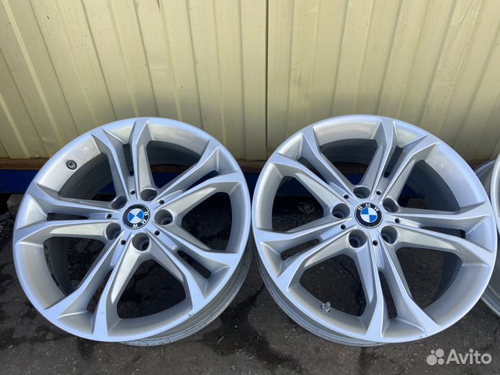 Оригинальные диски X3-X4 R18 5*112 et-22