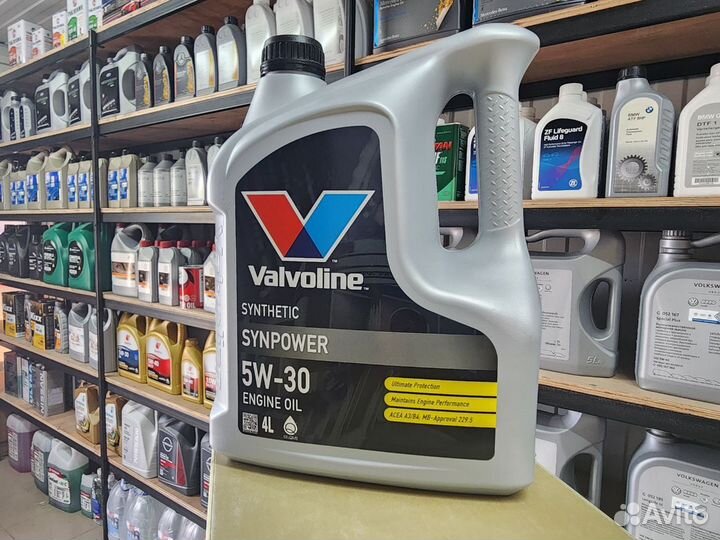 Масло моторное Valvoline synpower 5W-30 4л