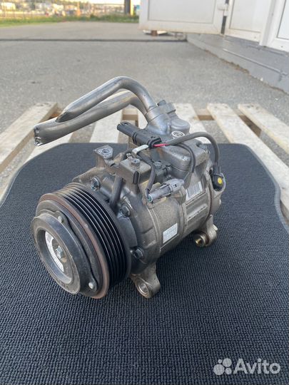 Компрессор кондиционера BMW Denso F10