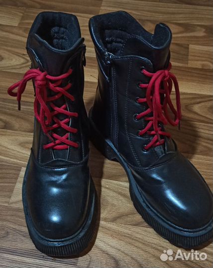 Ботинки осенние