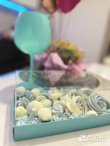 Подарочный набор безе, капкейки, куличи