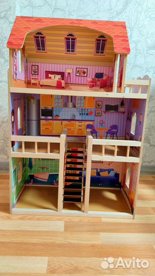 Домик кукольный