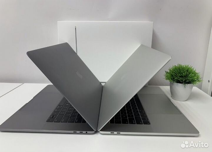 Apple MacBook Pro i5 i7 M1 M3