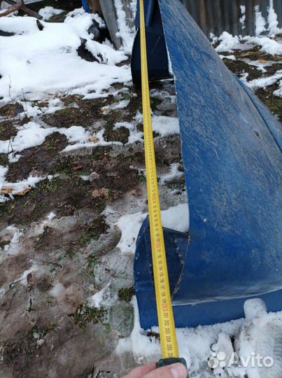 Спойлер на крышу