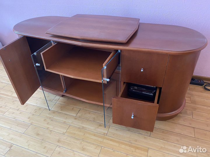 Тумба под тв Италия