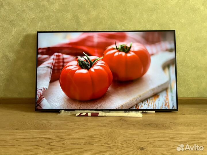 Телевизор Samsung Crystal UHD 43