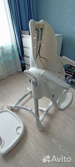 Стульчик для кормления cam