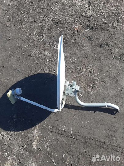 Тарелка триколор тв