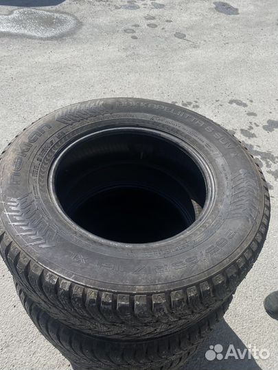 Nokian Tyres Hakkapeliitta 8 SUV 265/65 R17 110