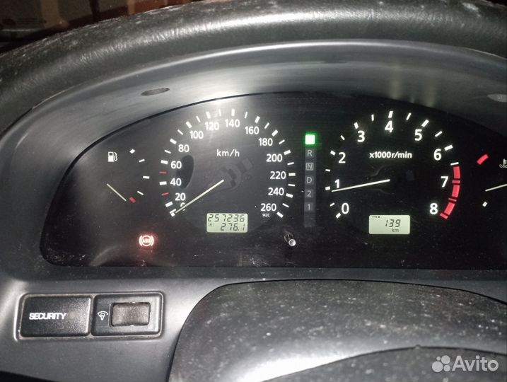 Nissan Maxima 2.0 AT, 2003, 257 000 км