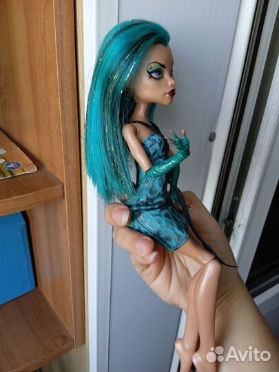 Кукла монстер хай Нефера