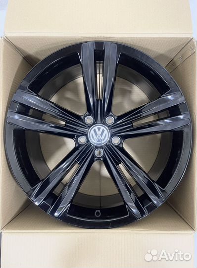 Новые Sebring Black R19 для Volkswagen Tiguan II