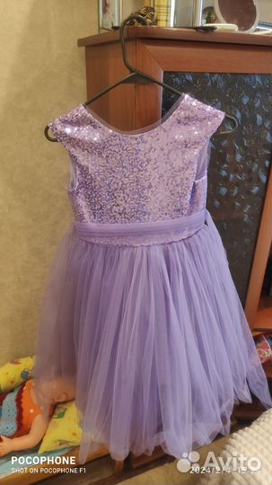 Платье для девочки на рост 140 нарядное