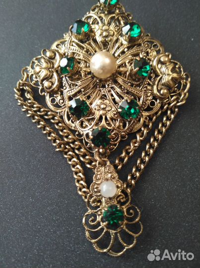 Брошь,чехия