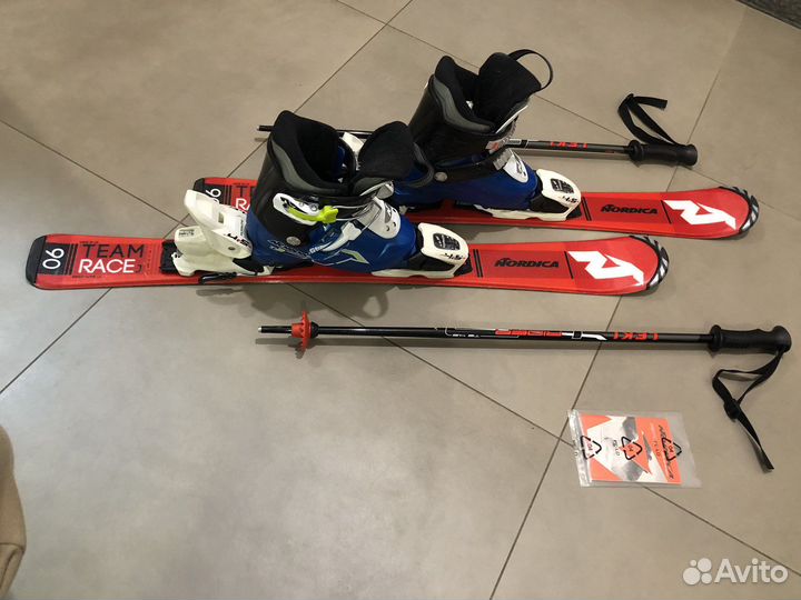 Горные лыжи, комплект на ребенка