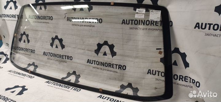 Стекло заднее хлопушка VW T5 (03-15)