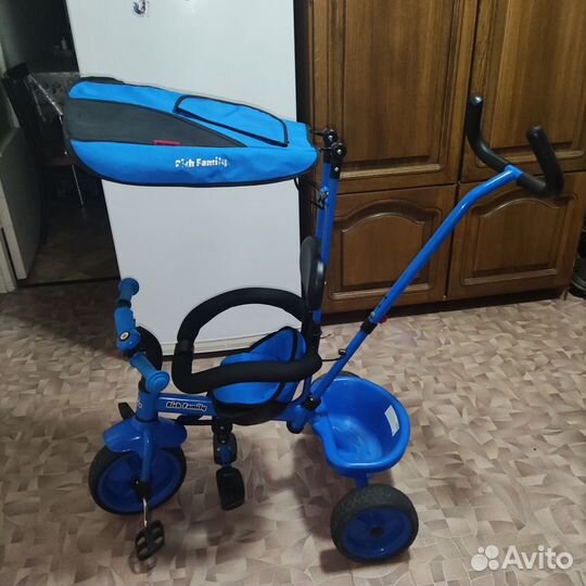 Детский трехколесный велосипед бу
