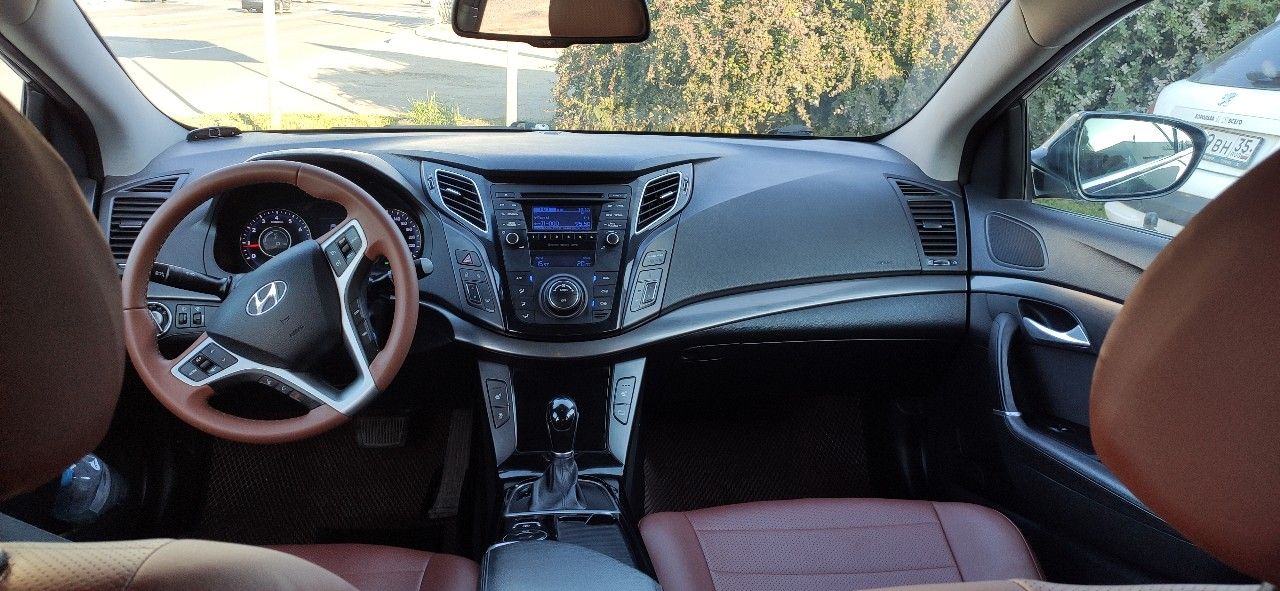 Hyundai i40: фото владельца