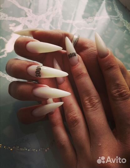 Маникюр с укреплением, наращивание и педикюр