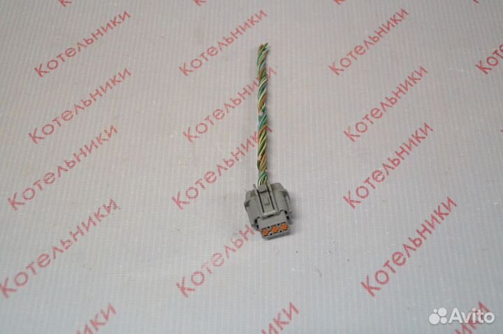 Nissan 23781-2Y011 Разъем регулятор холостого хода