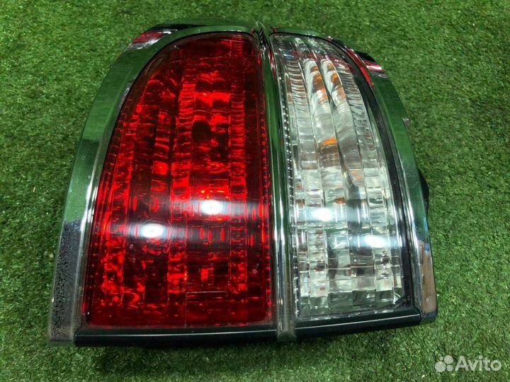 Комплект фонарей задний Toyota Estima ACR30