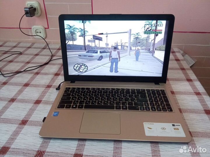 Тонкий asus для работы и не только