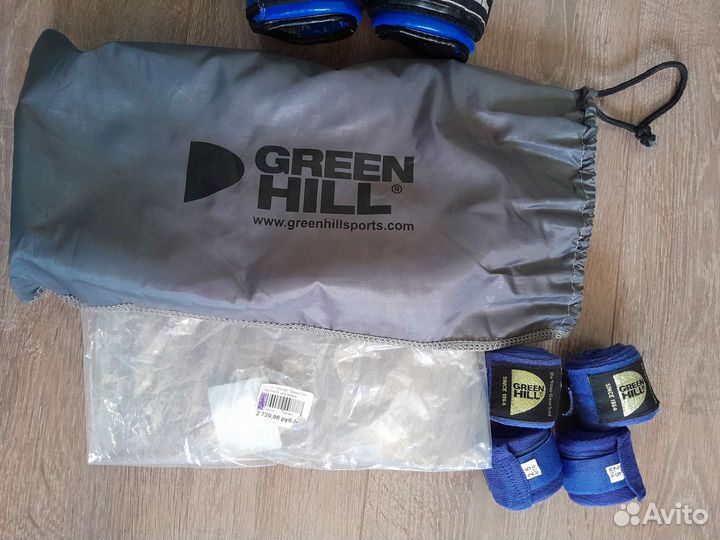 Боксерские перчатки (для Кикбоксинга)