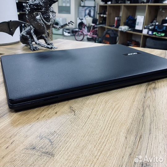 Ноутбук Acer Aspire ES 17 ES1-731G-P25D