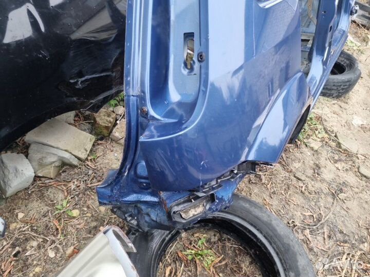 Крыло заднее правое Ford Fiesta хэтчбек 5 дв. 1.4