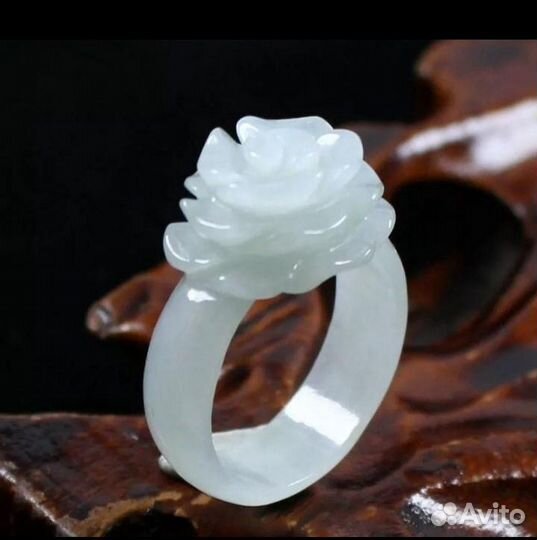 Аксессуар для ношения. Нефрит