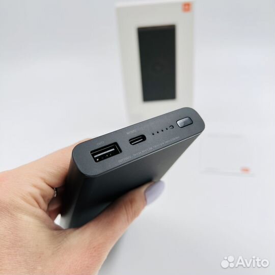 Powerbank XiaoMi 10000 с беспроводной зарядкой