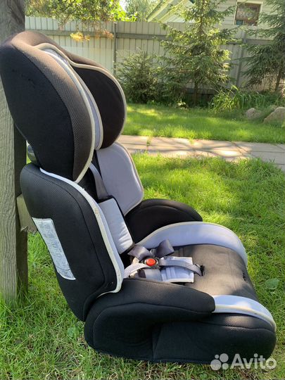 Продам автокресло lider kids