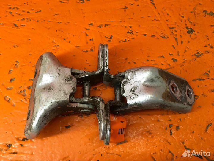 Петля двери Hyundai i40